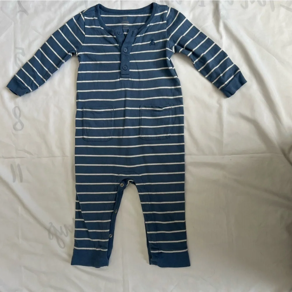 Baby Gap Blue and White Striped Kids Long Sleeve One Piece Size 12-18 Months